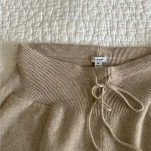 Cuyana cashmere joggers